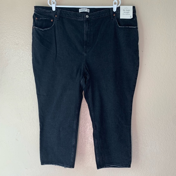 Abercrombie & Fitch Denim - ABERCROMBIE & FITCH Curve Love Ankle Straight Ultra High Rise Denim Jeans NWT